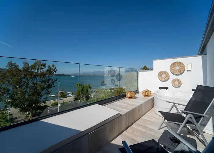 Ansira アパートホテル